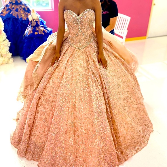 Quinceañera Dress size small -0